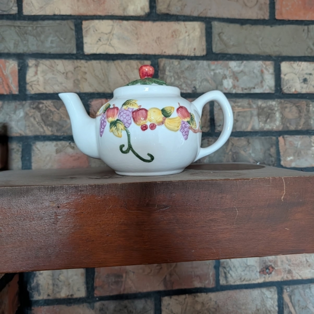 Fruit Pattern Teapot